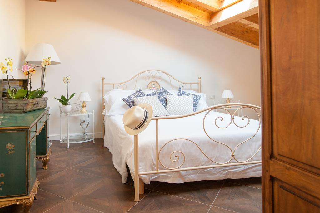 Alessia'S Place Комо Екстериор снимка